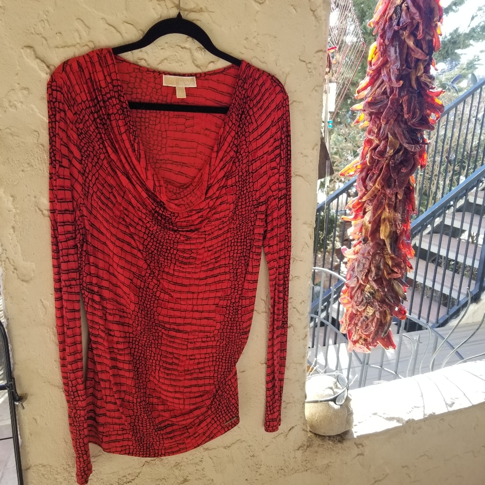 Gorgeous red Tunic